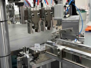 WETWO cosmetic packaging factory